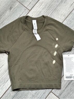 Lululemon Army Green Swiftly Tech Cropped Short-Sleeve Shirt 2.0